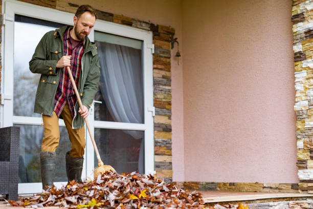 Best Estate Cleanout Services  in Throop, PA